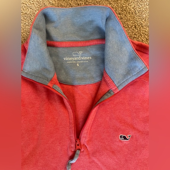 Vineyard Vines. Women’s size S. Salmon 1/4 zip pullover - Picture 2 of 2